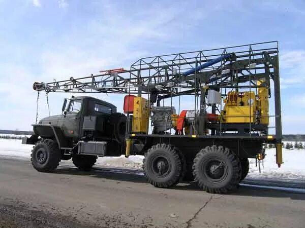 буровая установка скб 4